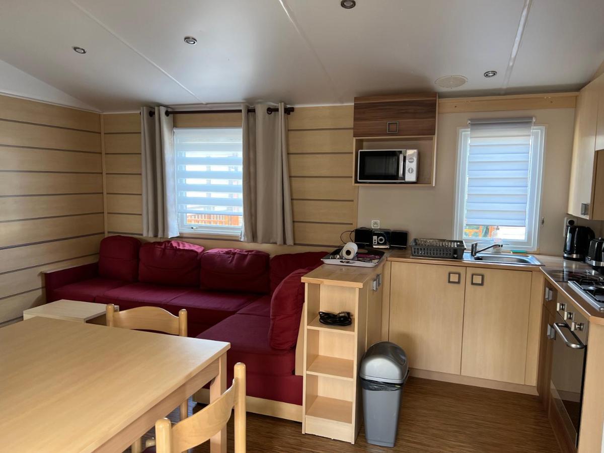 Mobilhome 4 Ca61 Vias Eksteriør bilde